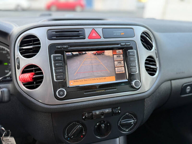 2009 Volkswagen Tiguan SE 4Motion