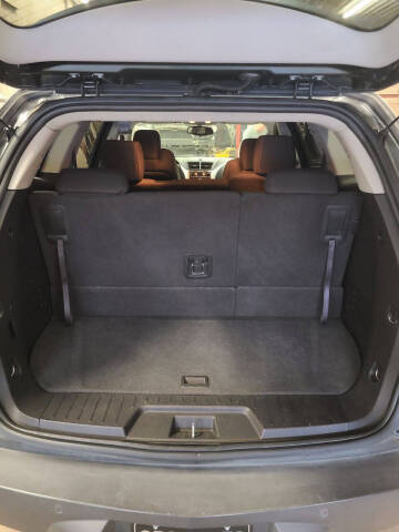 2011 Chevrolet Traverse LT