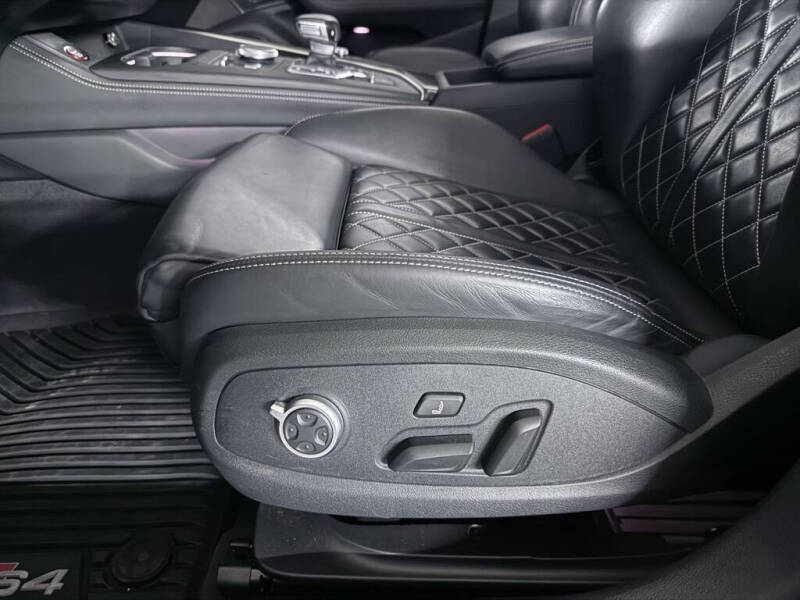 2019 Audi S4 3.0T quattro Prestige