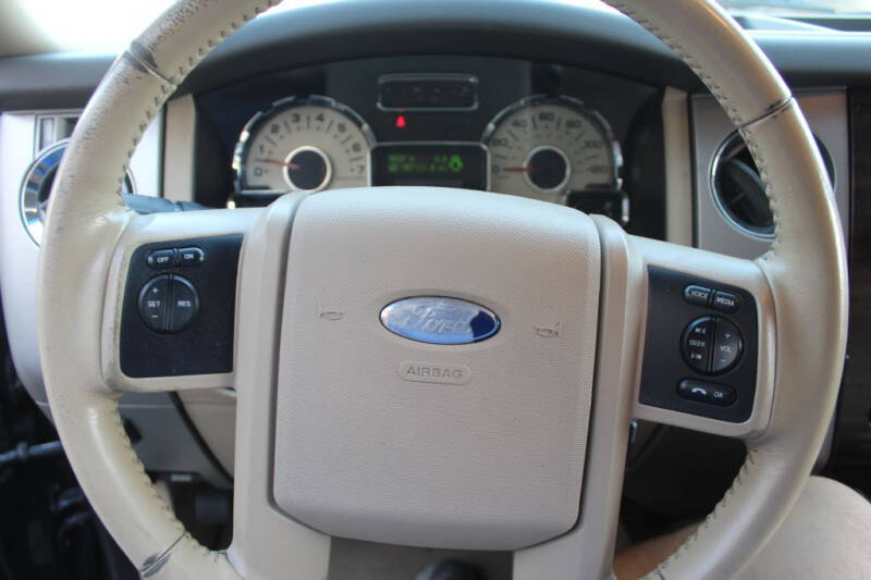 2013 Ford Expedition XLT