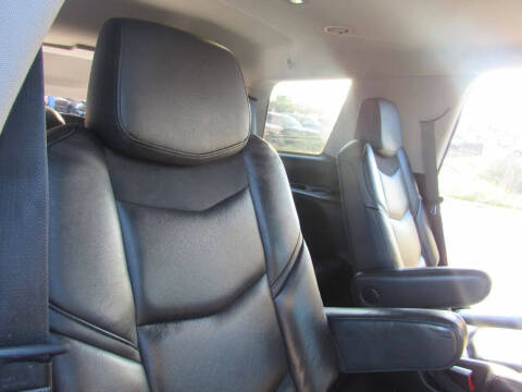 2018 Cadillac Escalade Luxury