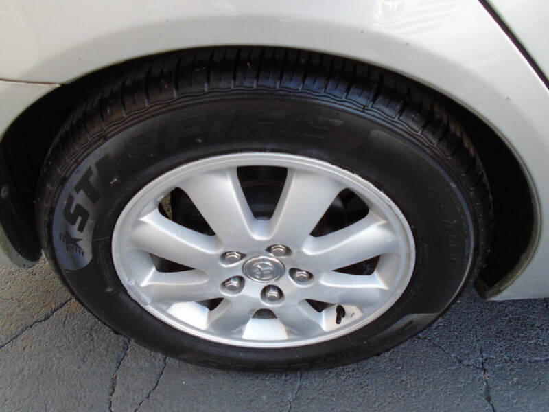 2003 Toyota Camry XLE