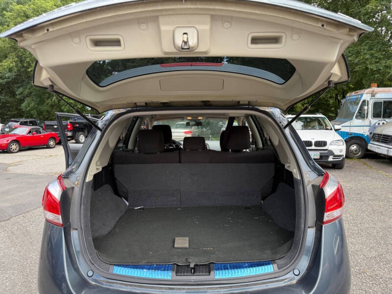 2012 Nissan Murano LE