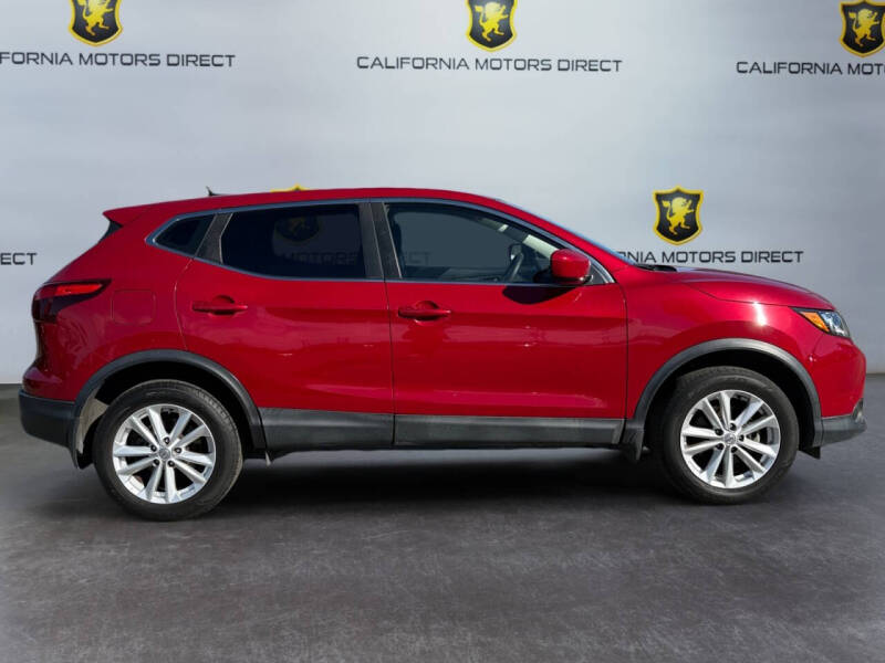 2017 Nissan Rogue Sport S