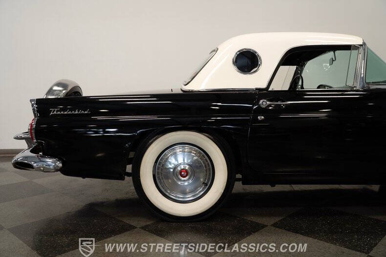 1956 Ford Thunderbird