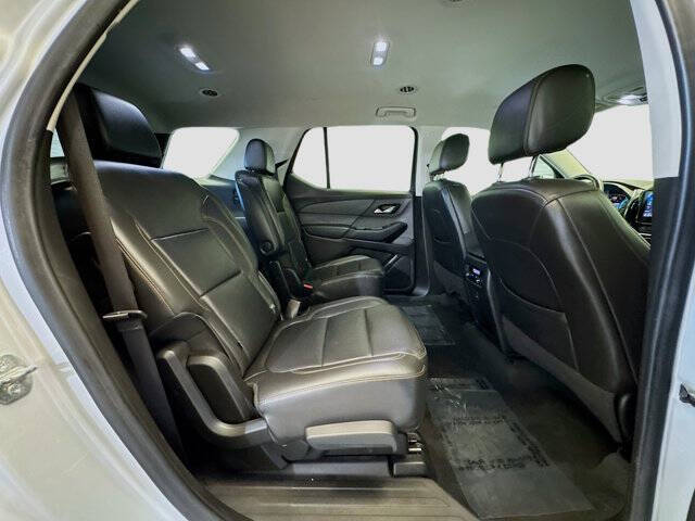 2021 Chevrolet Traverse LT Leather