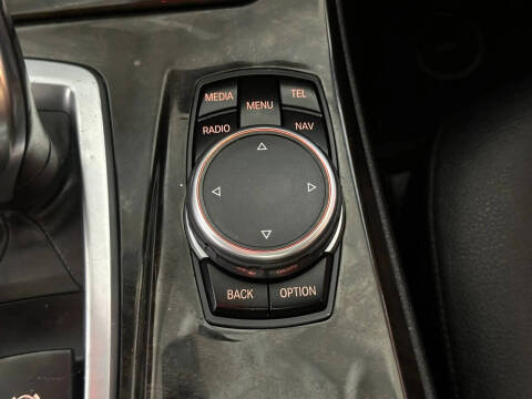 2016 BMW 5 Series 528i