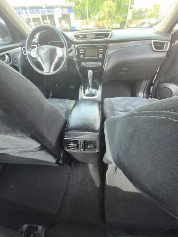 2016 Nissan Rogue S