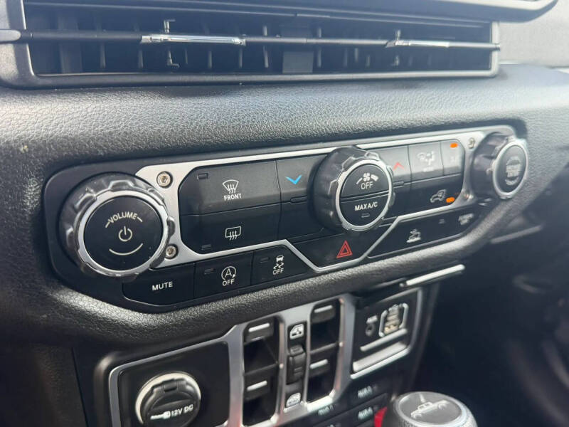 2025 Jeep Gladiator