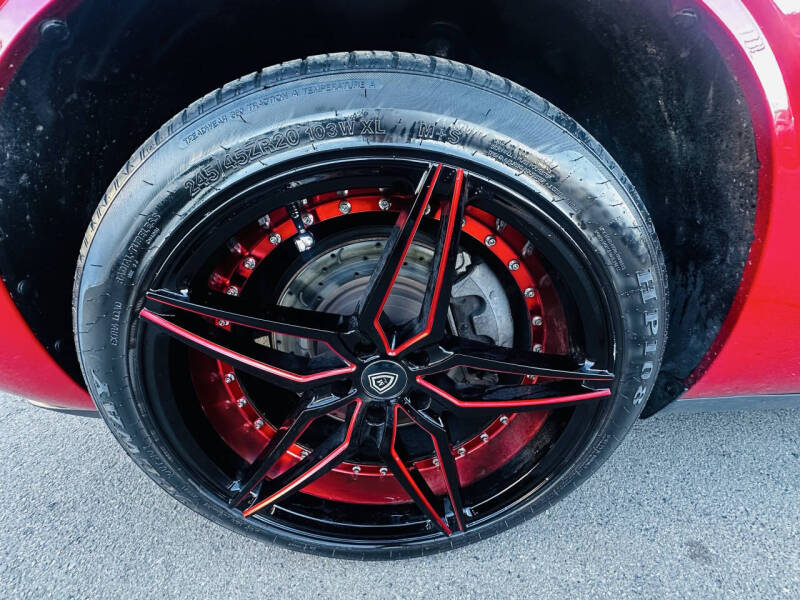 2015 Dodge Challenger R/T Plus