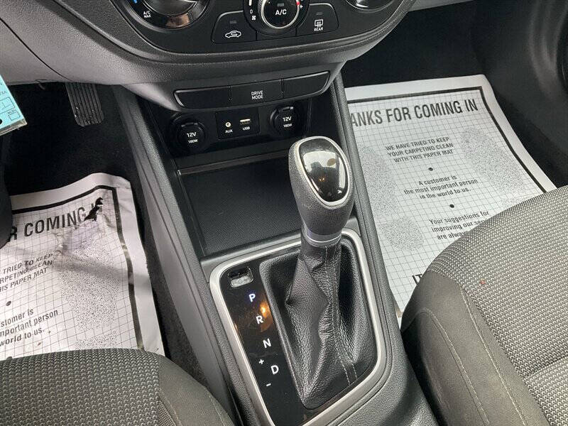 2021 Hyundai Accent SE