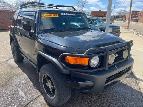 2007 Toyota FJ Cruiser for sale at BEAR CREEK AUTO SALES in Spring Valley MN