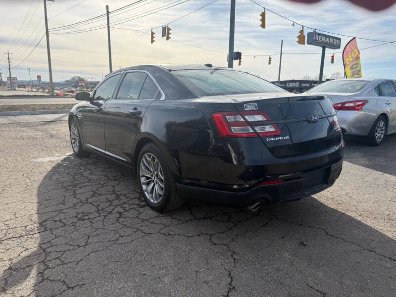 2017 Ford Taurus Limited