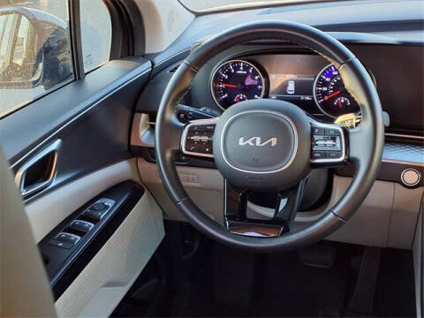 2023 Kia Carnival