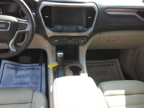 2017 GMC Acadia Denali