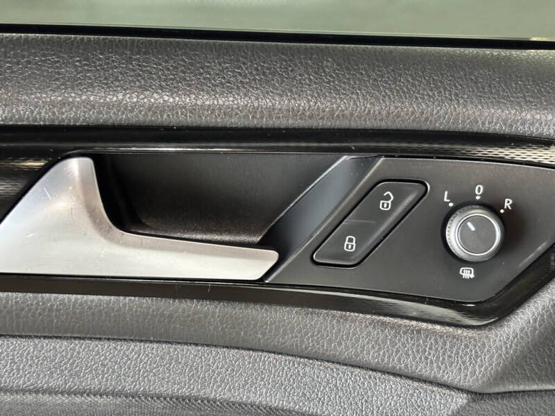 2017 Volkswagen Golf GTI S