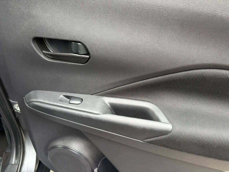 2023 Nissan Kicks S