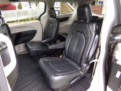 2018 Chrysler Pacifica Touring L