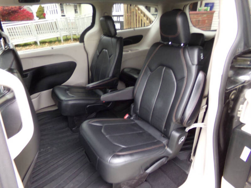 2018 Chrysler Pacifica Touring L