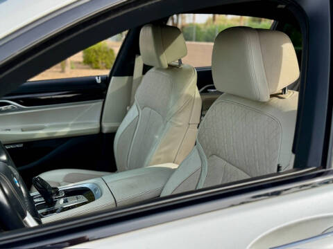 2017 BMW 7 Series 740i