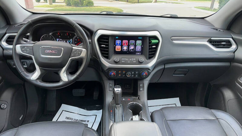 2017 GMC Acadia SLT-1