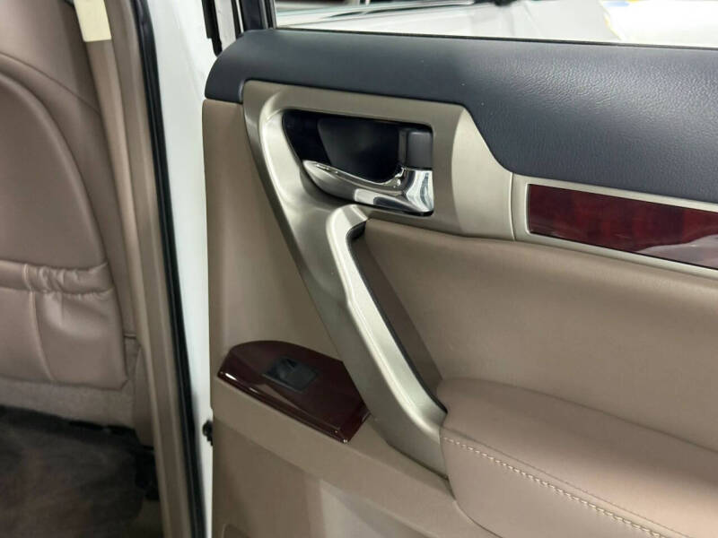 2017 Lexus GX 460