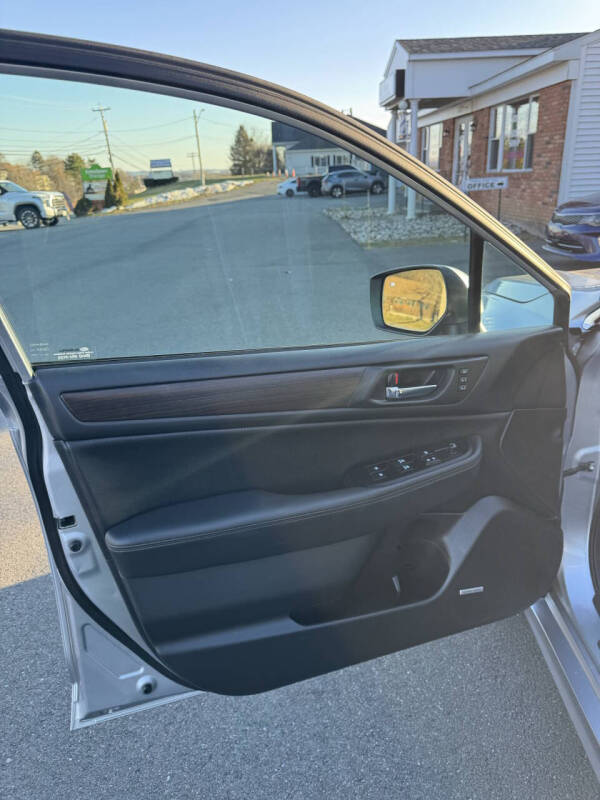 2015 Subaru Legacy 2.5i Limited