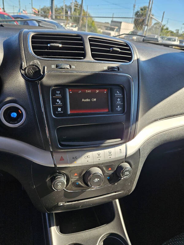 2012 Dodge Journey SXT