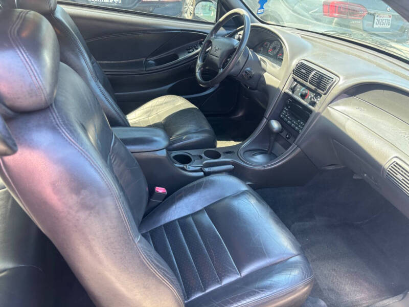 2001 Ford Mustang Bullitt