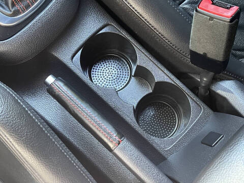 2013 Volkswagen GTI Wolfsburg Edition PZEV