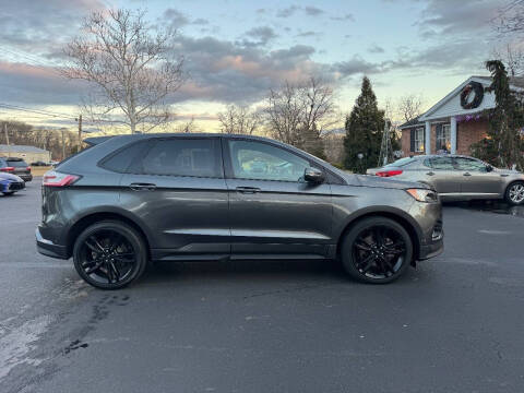 2020 Ford Edge ST