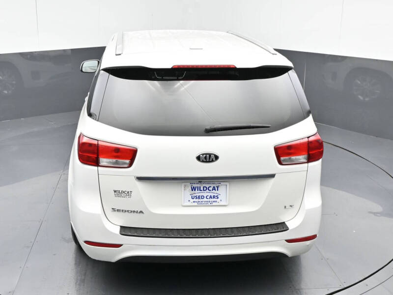 2017 Kia Sedona LX