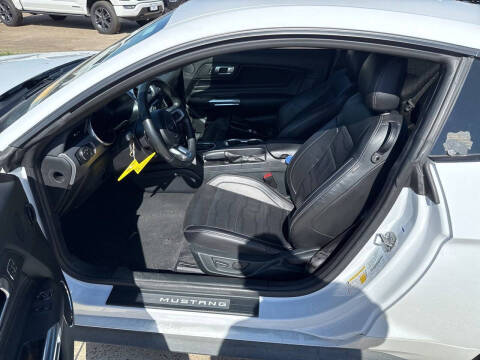 2022 Ford Mustang EcoBoost Premium