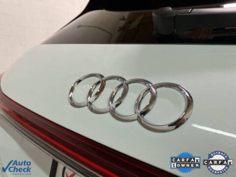 2024 Audi Q4 e-tron quattro Premium Plus 50