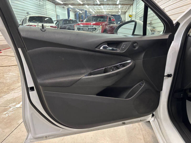 2018 Chevrolet Cruze LT Auto