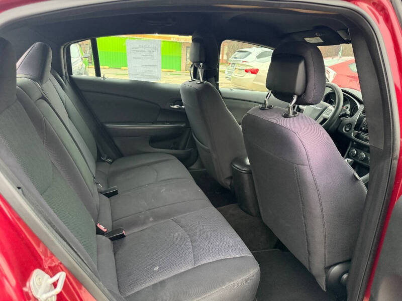 2012 Chrysler 200 Touring