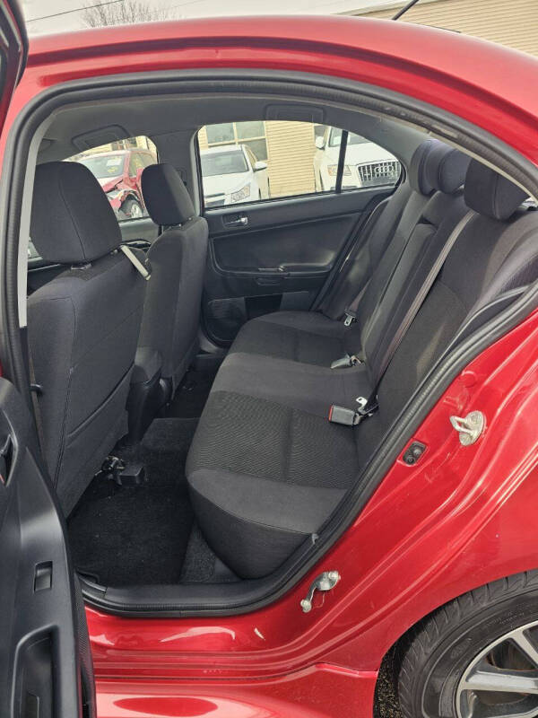 2017 Mitsubishi Lancer ES