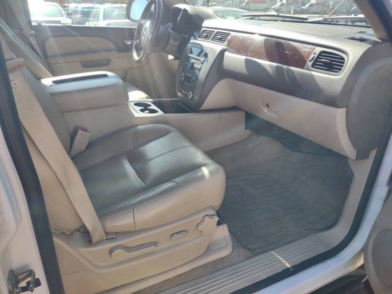 2011 GMC Yukon SLT