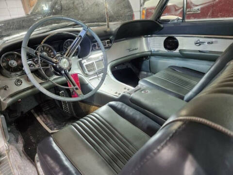 1963 Ford Thunderbird