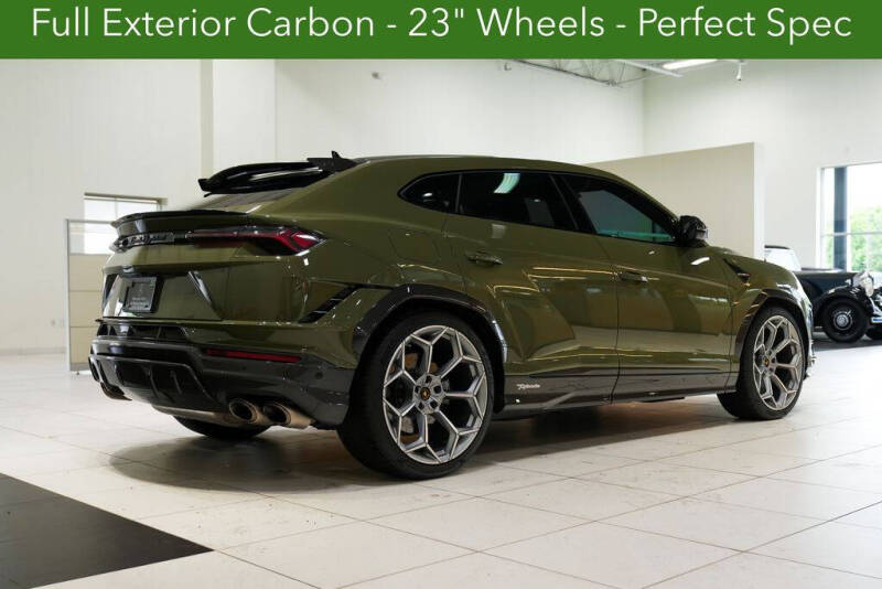 2023 Lamborghini Urus Performante