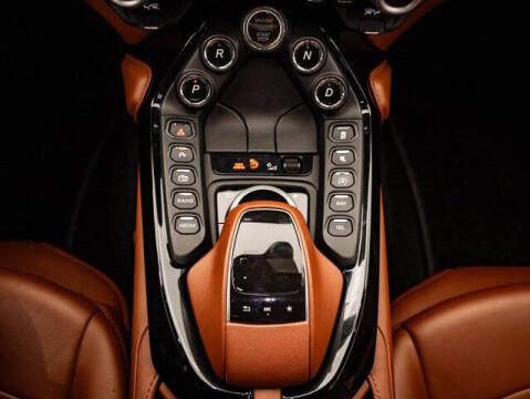 2020 Aston Martin Vantage