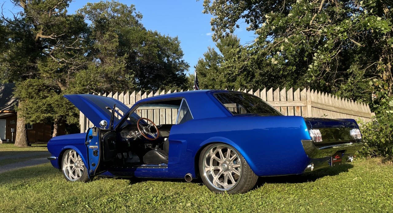 1966 Ford Mustang 18