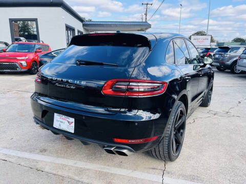 2015 Porsche Macan Turbo