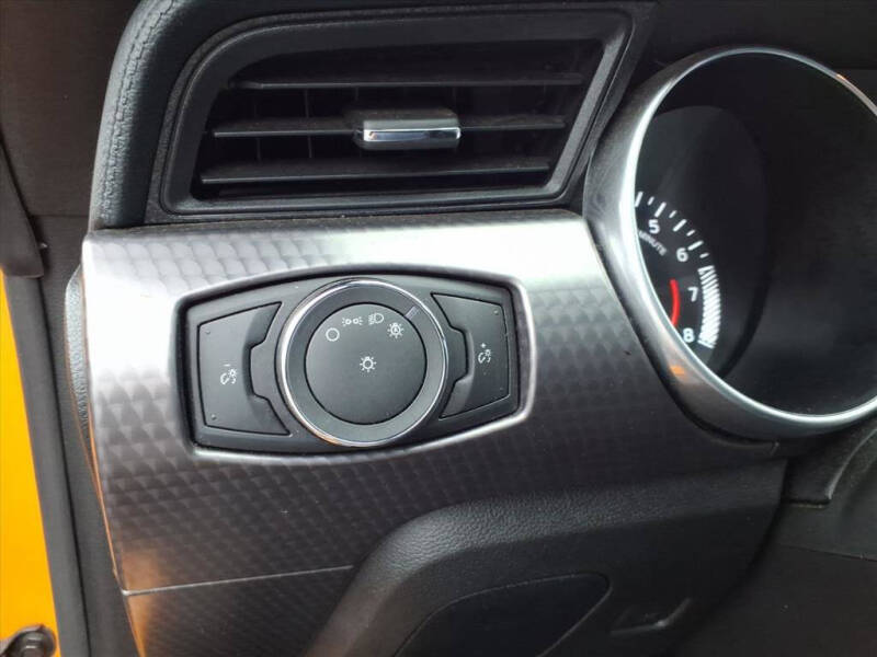 2019 Ford Mustang EcoBoost