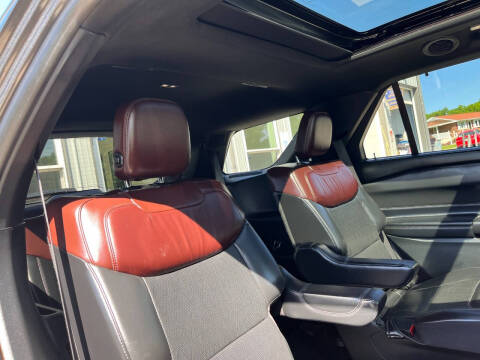 2020 Ford Explorer Platinum