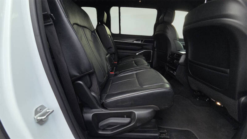 2023 Jeep Wagoneer L Series II