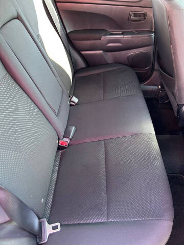 2013 Mitsubishi Outlander Sport ES