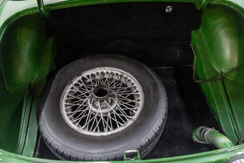 1967 MG RESTORED MG B