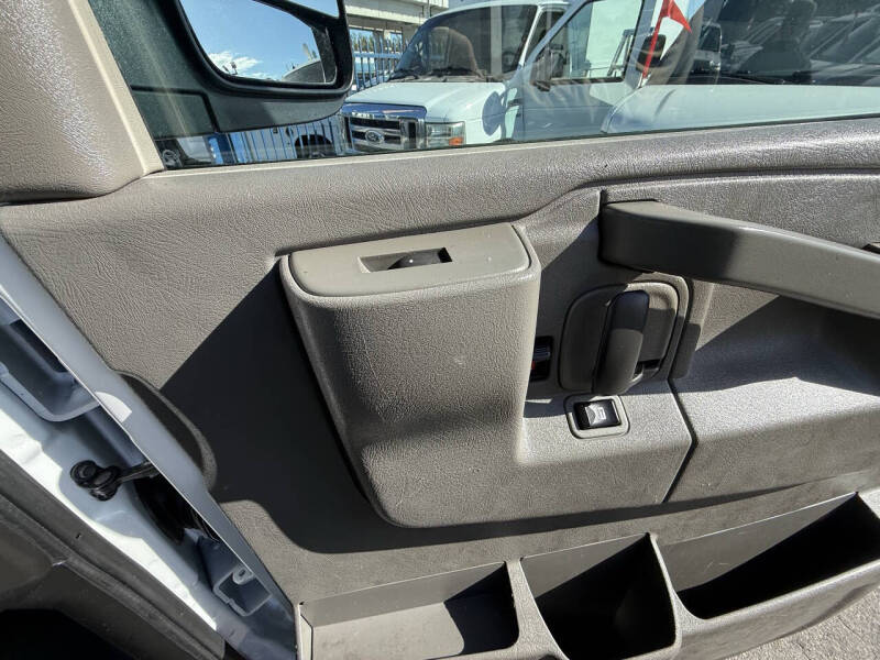 2020 GMC Savana 2500
