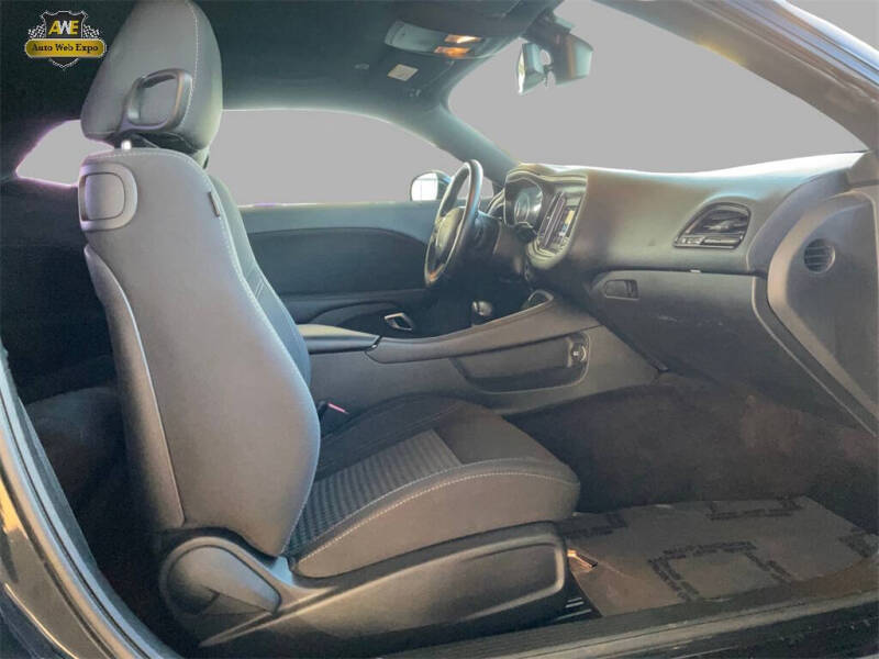 2018 Dodge Challenger SXT